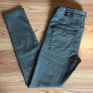 American Eagle Olive Sateen Jegging